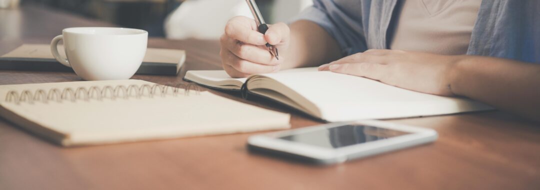 Seorang peserta pelatihan NLP terlihat bingung saat diminta menerapkan teknik dalam situasi nyata